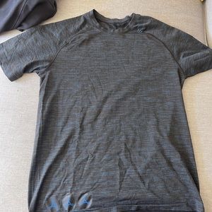 Lululemon Metal Vent Tee
